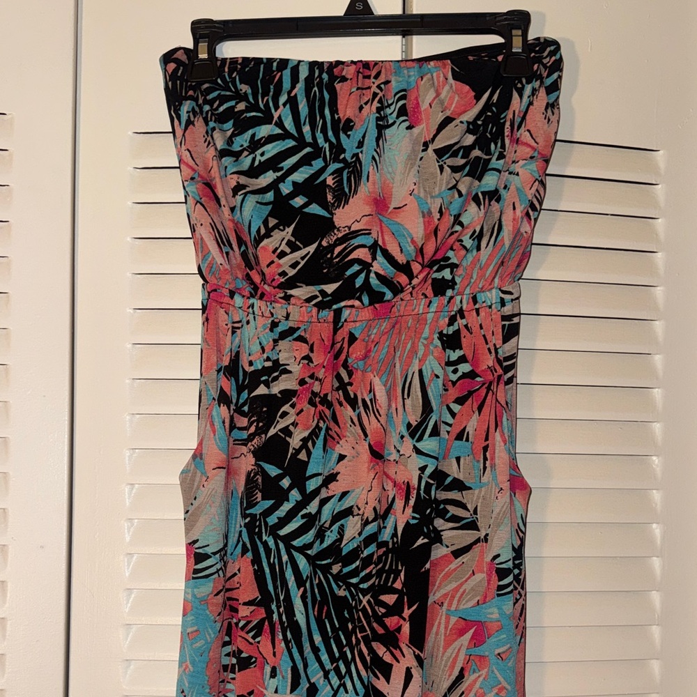 Trixxi Coral & Black Strapless Tropical Print Dress